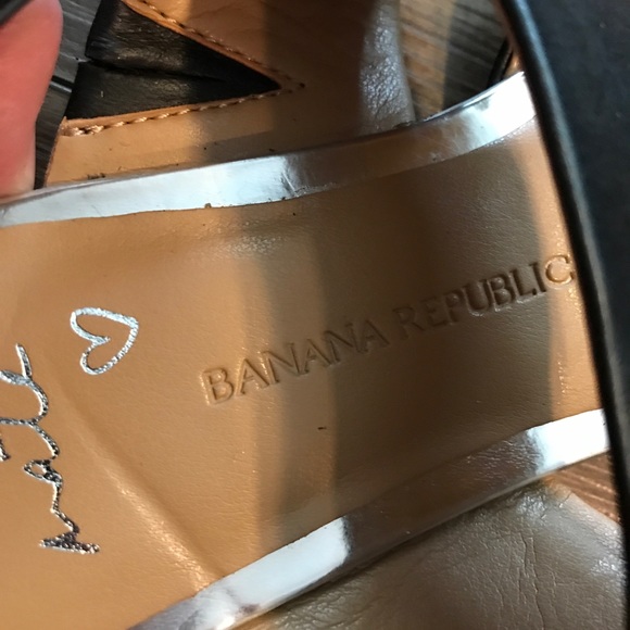Banana Republic womens flats size 7 - Picture 3 of 3